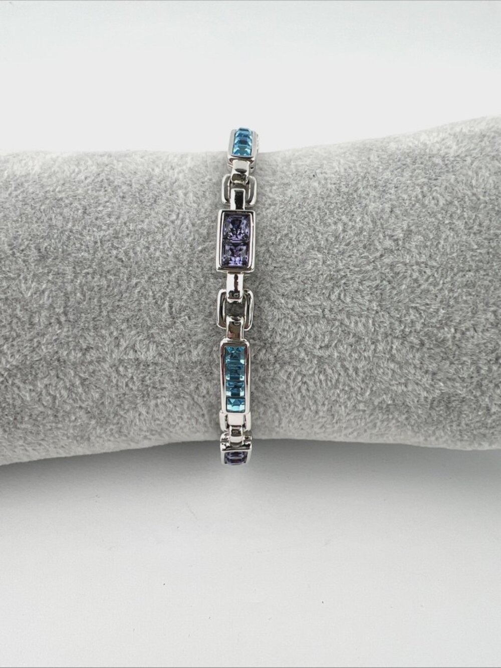 Vtg Swarovski Swan Logo Silver Tone Blue Purple Crystal Tennis Bracelet 7"